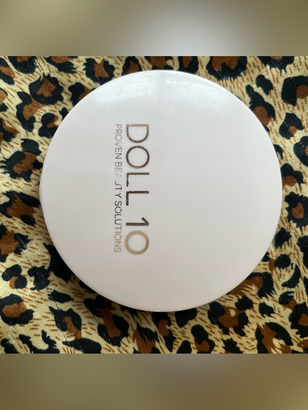Dollcake DOLL 10 Cushion Compact - Tan Deep with Gold Logo